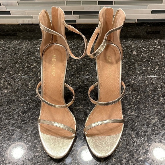 Gold strapped heels 3.5 in heel. Size 10 - Picture 2 of 3